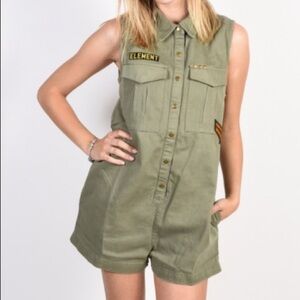 Element Tom moss green romper size S